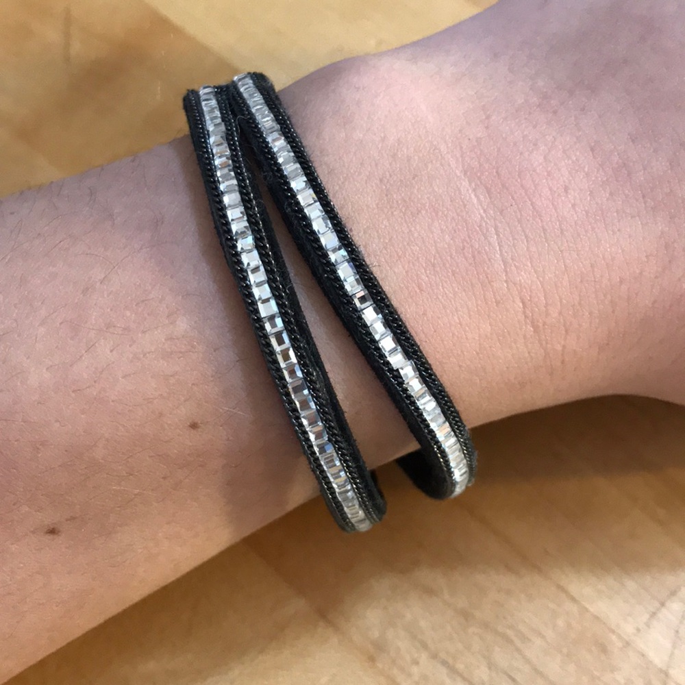 Button bracelet